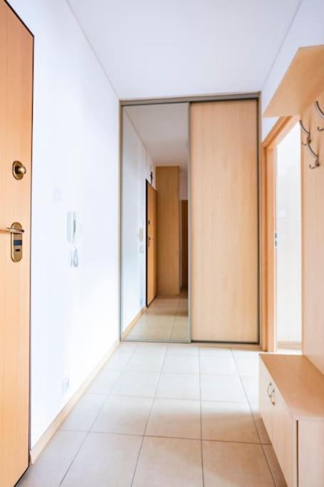 Apartment Przytulne M2 W Apartamentowcu *