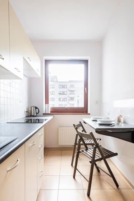Apartment Przytulne M2 W Apartamentowcu *